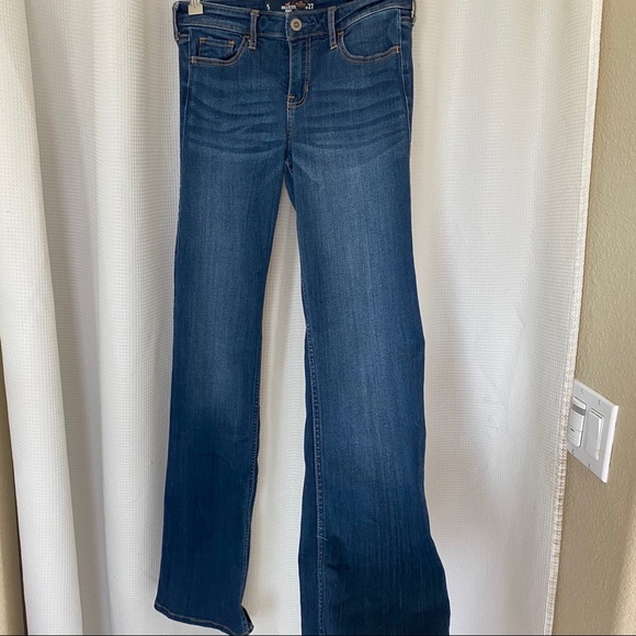 Hollister Bootcut Jeans - Picture 4 of 9
